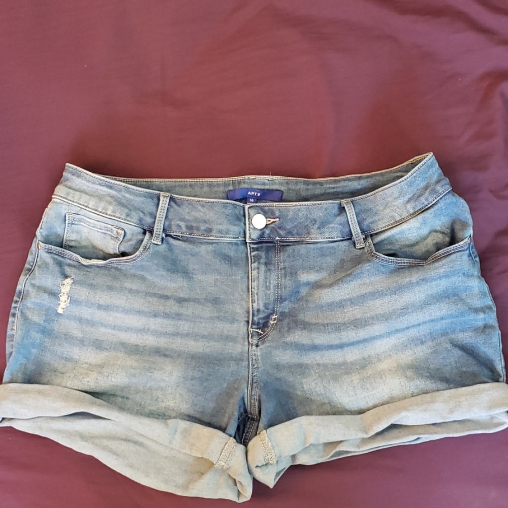 APT 9 Cuffed Jean Shorts